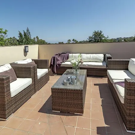 Lbp - 3 Bedroom Penthouse In Nueva Andalucia *
