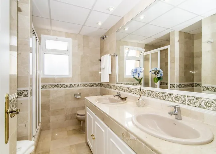 Lbp - 3 Bedroom Penthouse In Nueva Andalucia Apartman