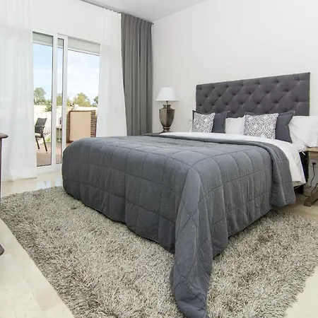 Lbp - 3 Bedroom Penthouse In Nueva Andalucia